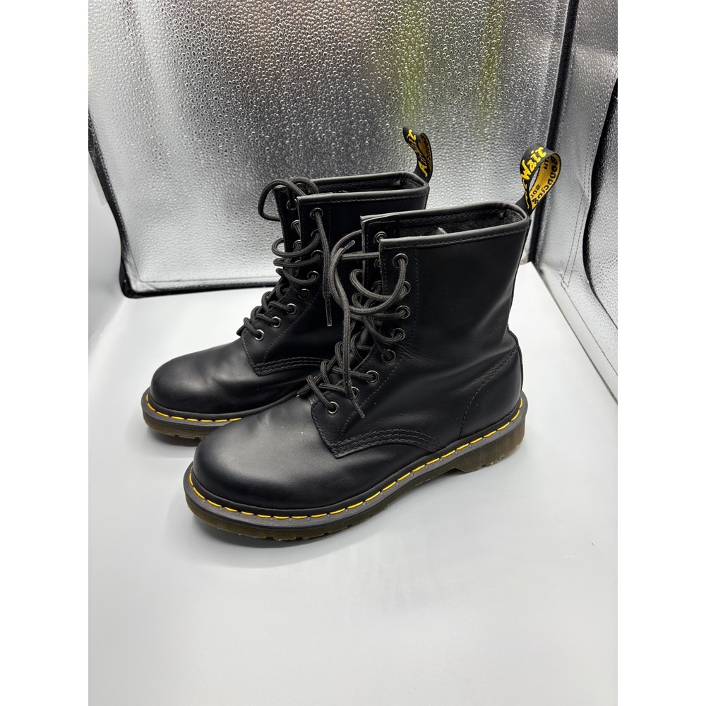 Dr. Martens Black Nappa Leather 8-Eye Boots Womens Size 8 1460 W Doc Marten EUC - Picture 6 of 9